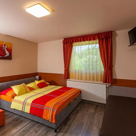 Гостьовий будинок Erika Vendeghaz Еґер