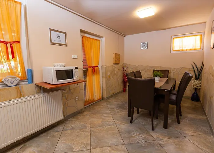 Erika Vendeghaz Penzion