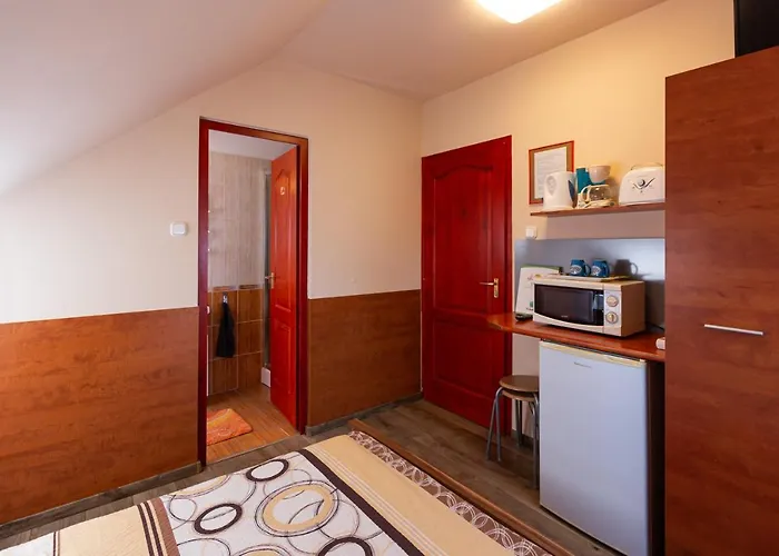 Erika Vendeghaz 3* Eger