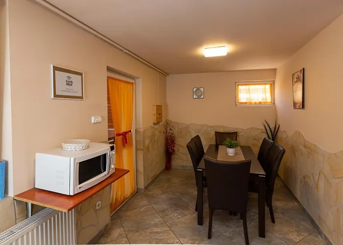 Gasthuis Erika Vendeghaz 3*