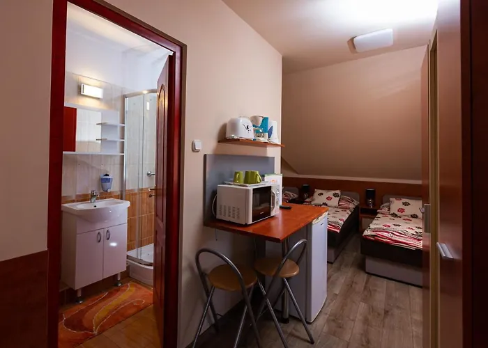 Erika Vendeghaz Eger