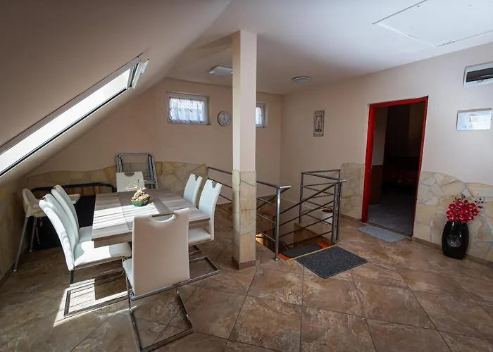 Erika Vendeghaz Eger